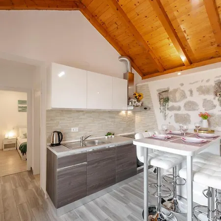 Lejlighed Little Stone House Buici (Dalmatia)