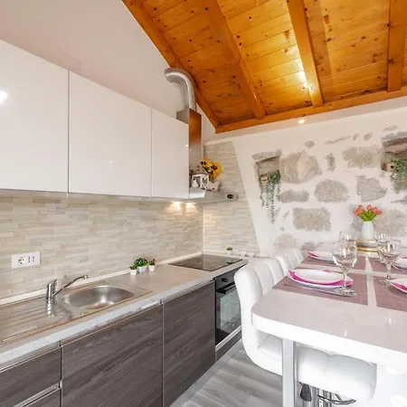 Apartmán Little Stone House