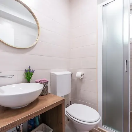 Little Stone House Apartman *