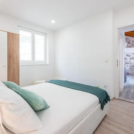 Apartament Little Stone House *